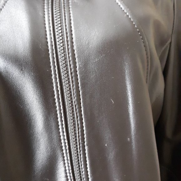 DANIER SZE L Brown 💯  leather coat🎉🎉Host Pick 1/8/25🎉🎉 - Picture 14 of 16